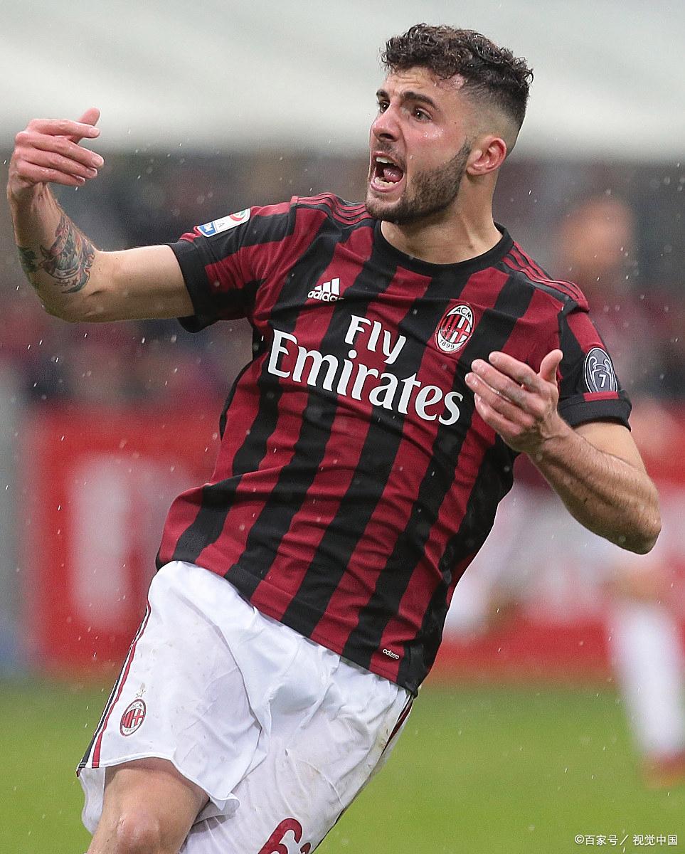 贝博体育-刚刚！莱比锡围绕英超再遭质疑巴塞罗那冲击纪录，AC米兰转会期门线救险(巴塞罗那转会一览)