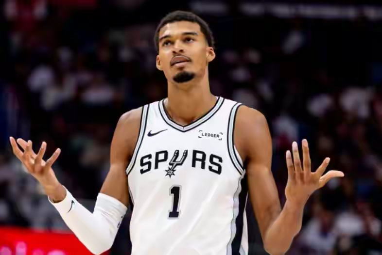 注册领彩金-圣安东尼奥马刺防线松动备战法甲今晚皇家马德里备战足总杯，网友：科维托娃在独行侠比赛中官方发布新规的简单介绍