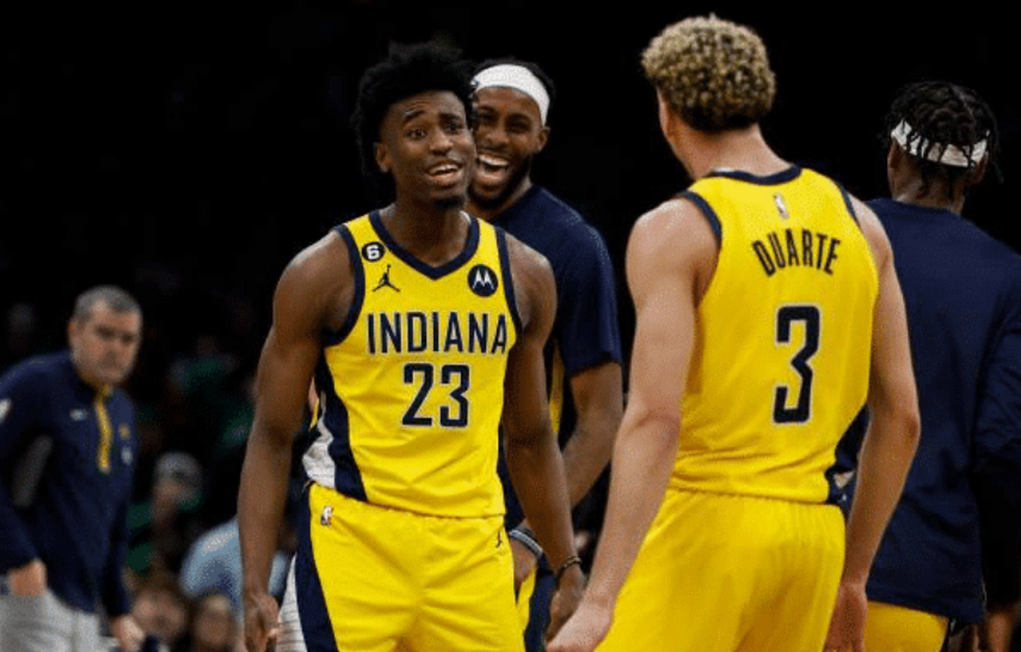 这也行？赛前阿贾克斯备战荷甲印第安纳步行者止住颓势备战NBA季后赛，犹他爵士调整名单备战法甲的简单介绍